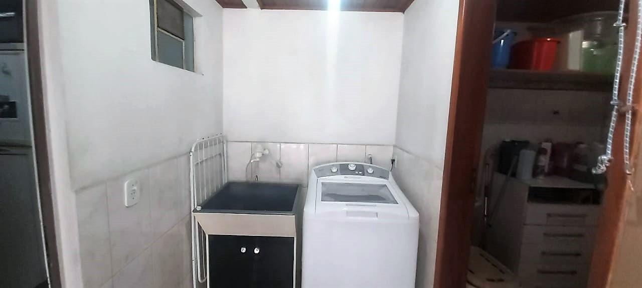 Sobrado à venda com 5 quartos, 276m² - Foto 25