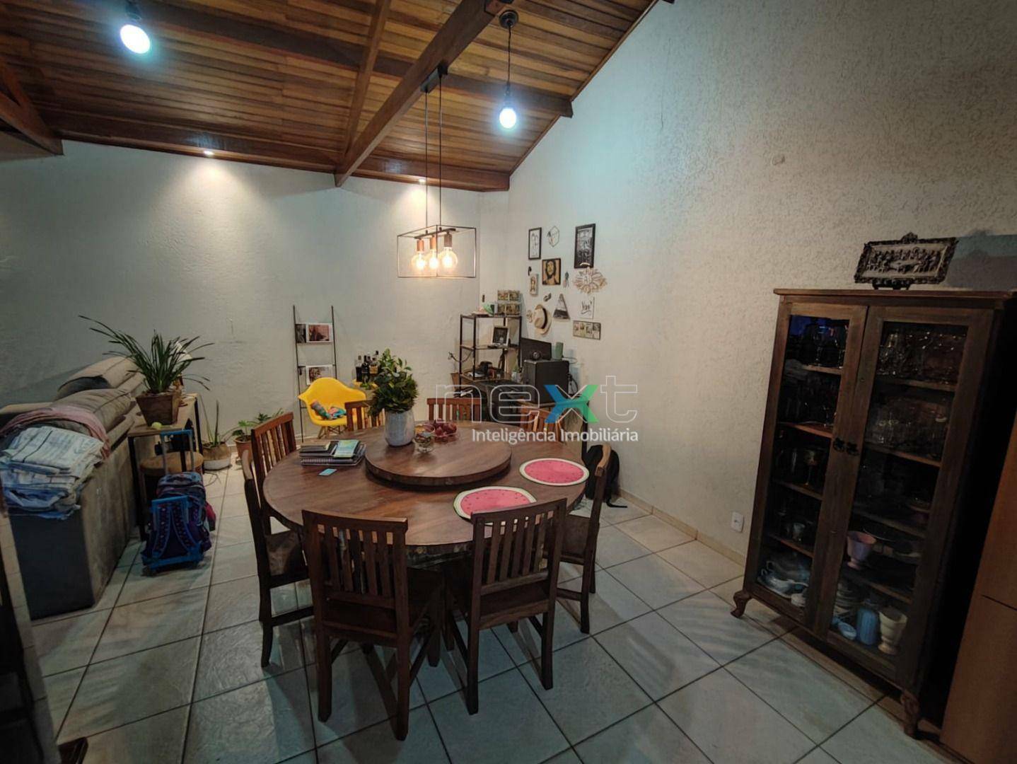 Casa à venda com 2 quartos, 109m² - Foto 4