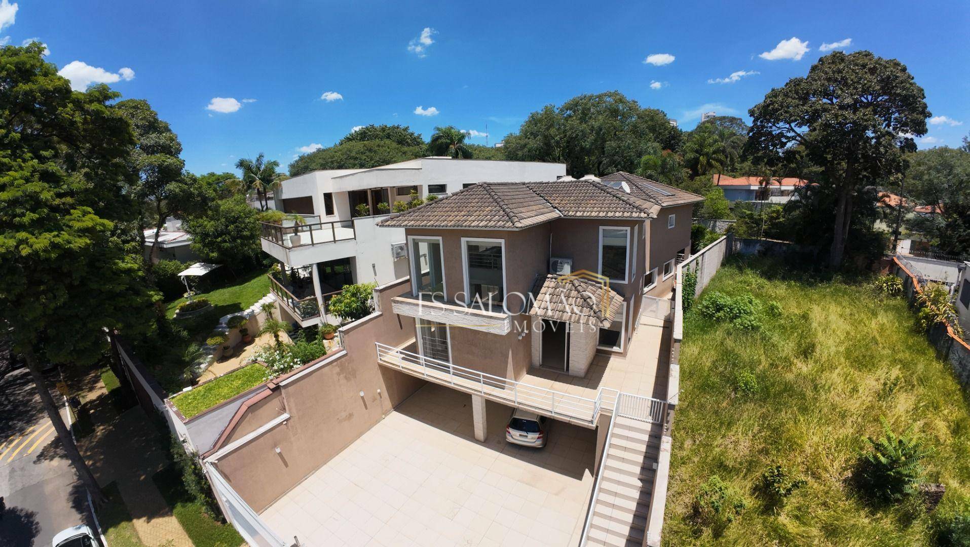 Casa à venda com 3 quartos, 356m² - Foto 5