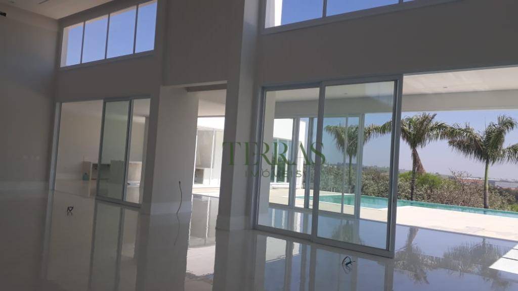 Casa de Condomínio à venda com 5 quartos, 823m² - Foto 4