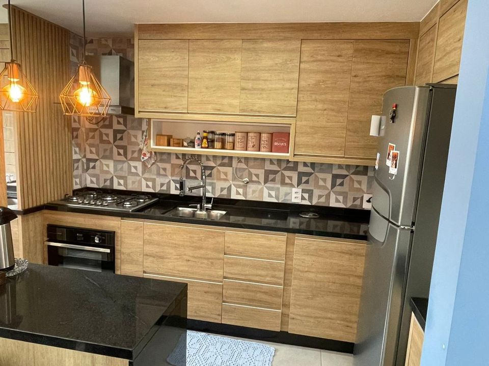 Apartamento à venda com 2 quartos, 60m² - Foto 2