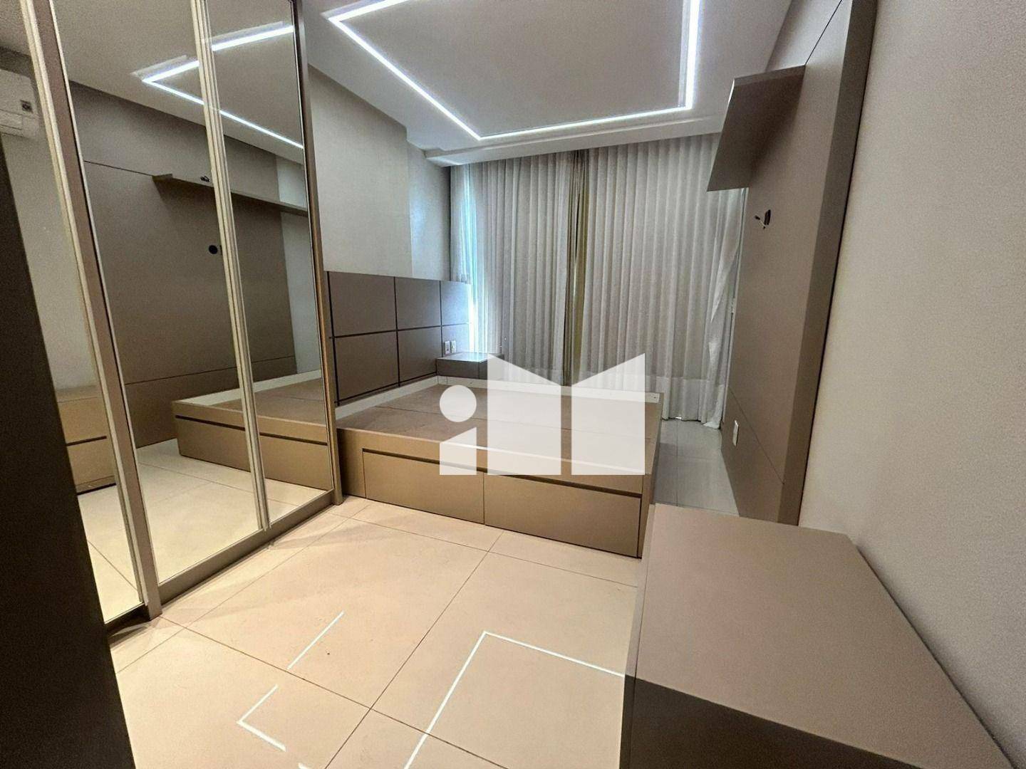 Apartamento à venda com 4 quartos, 180m² - Foto 14