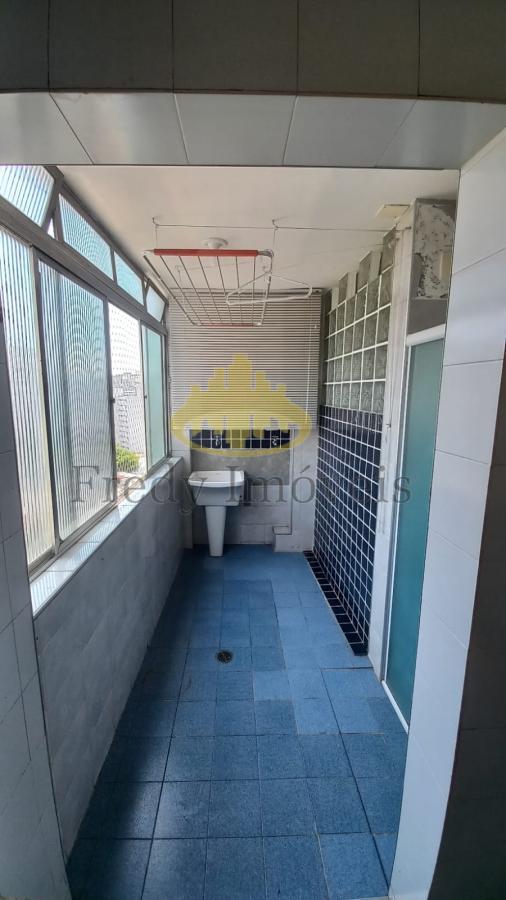 Apartamento à venda com 2 quartos, 68m² - Foto 22