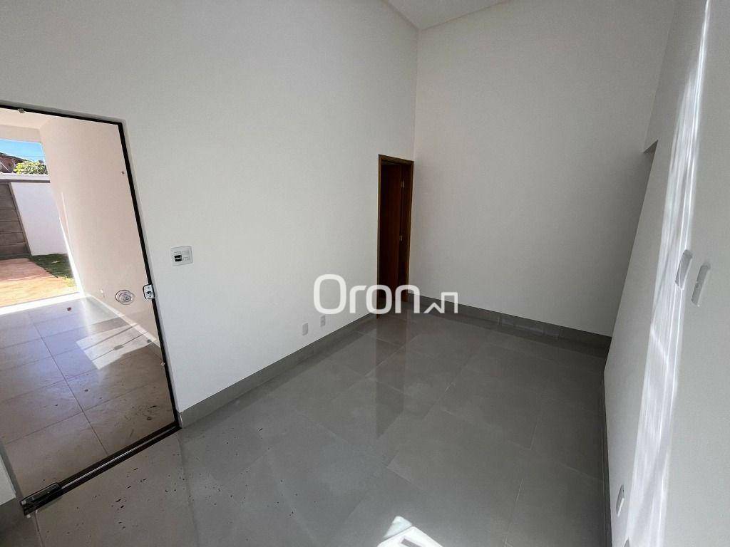 Casa à venda com 3 quartos, 98m² - Foto 3