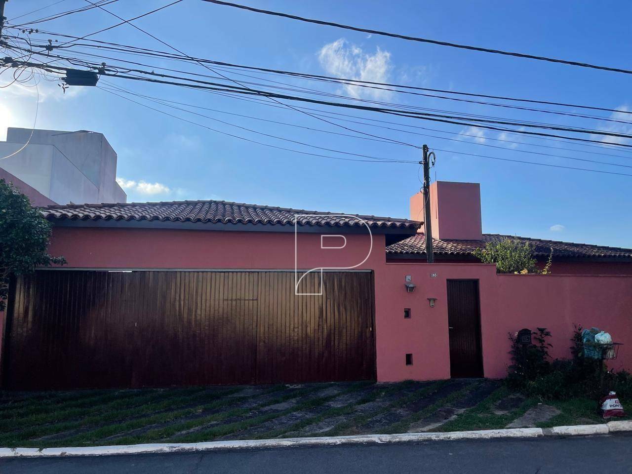 Casa de Condomínio à venda com 4 quartos, 297m² - Foto 1