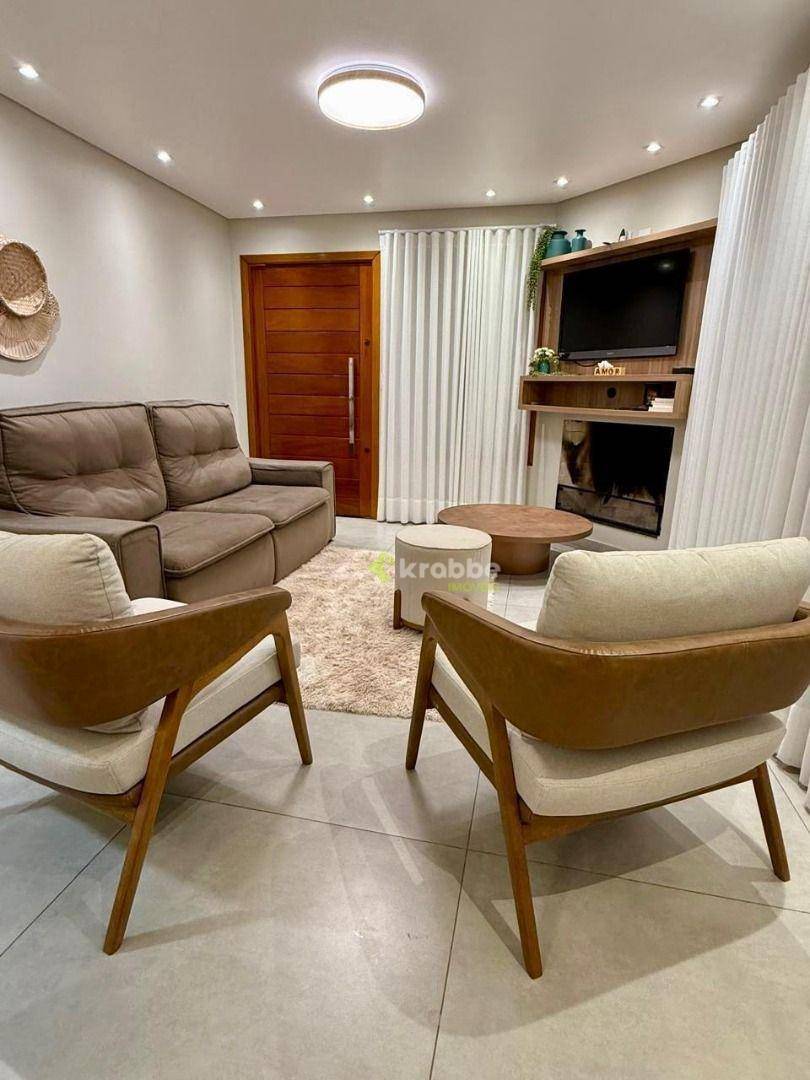 Casa, 3 quartos, 167 m² - Foto 2