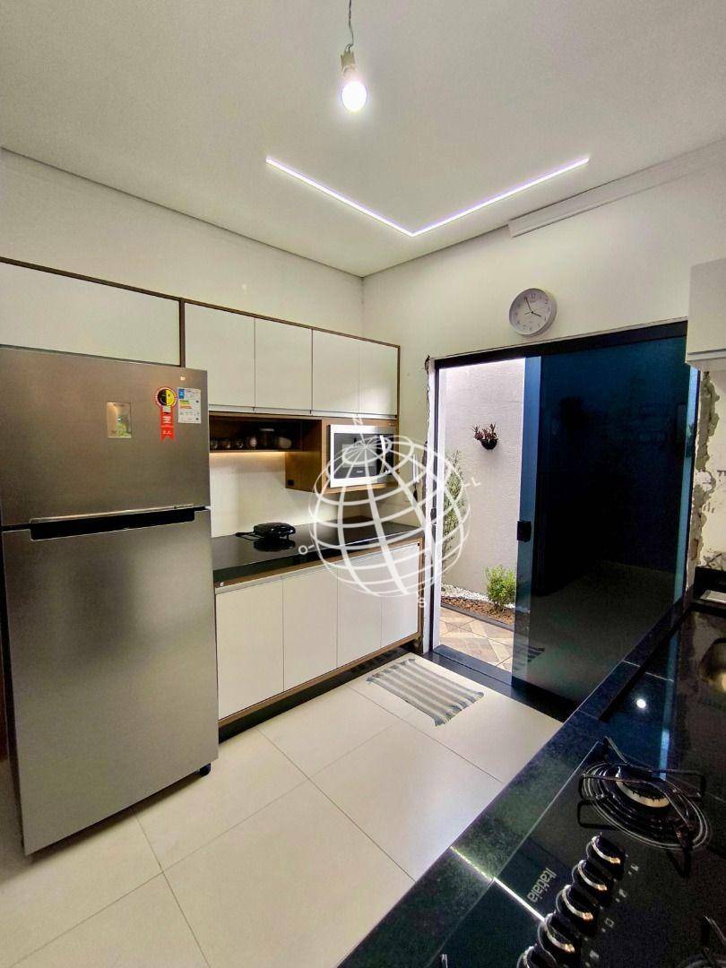 Casa à venda com 2 quartos, 100m² - Foto 4