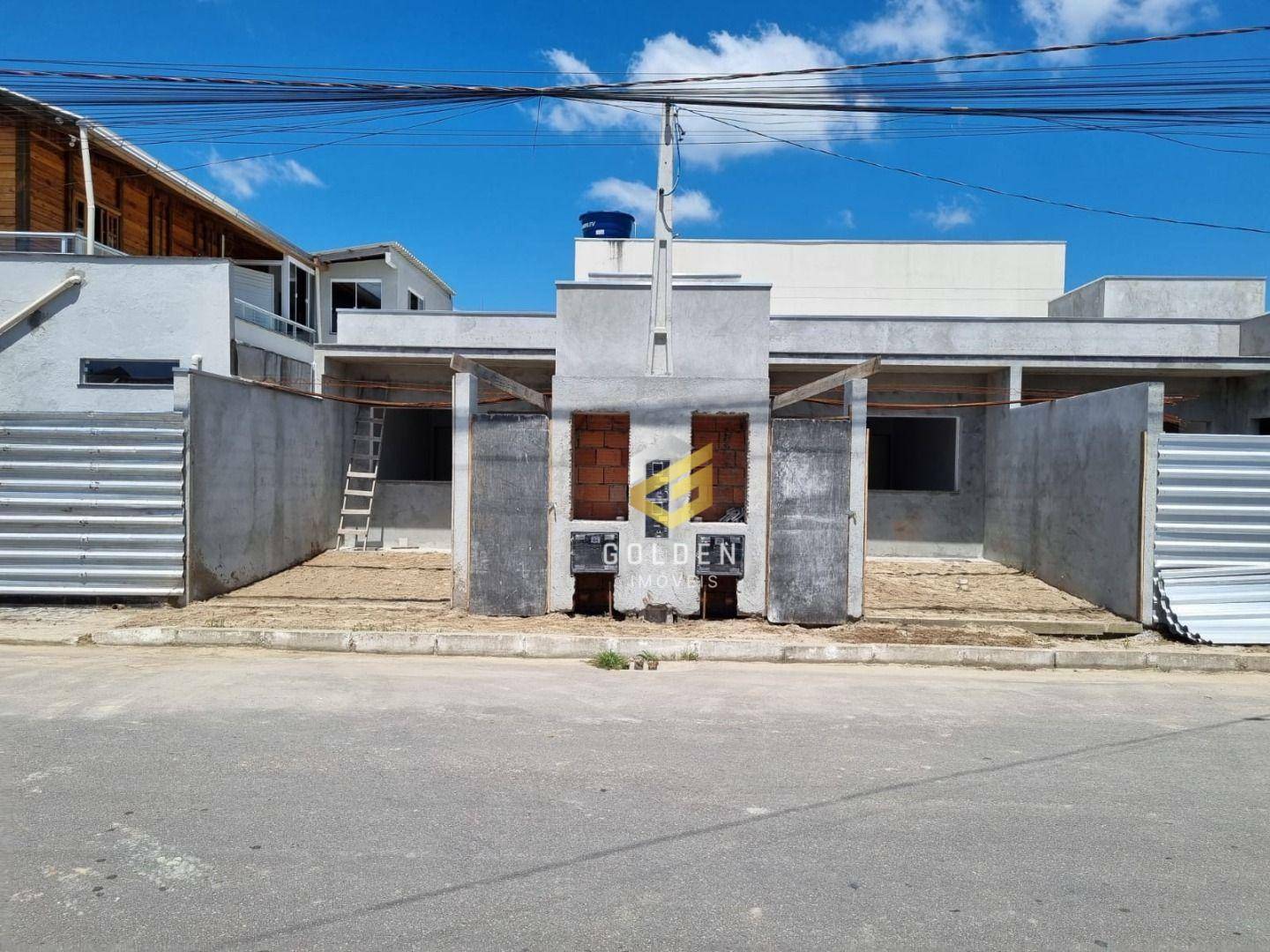 Casa à venda com 2 quartos, 51m² - Foto 4