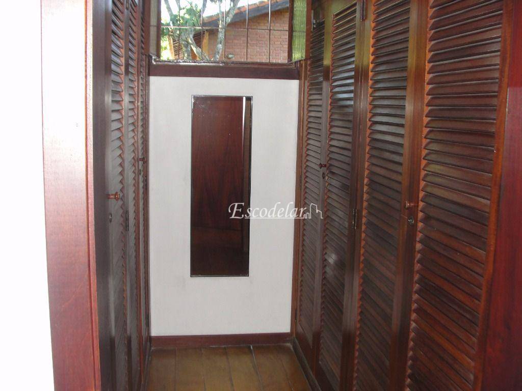 Casa de Condomínio à venda com 4 quartos, 340m² - Foto 25