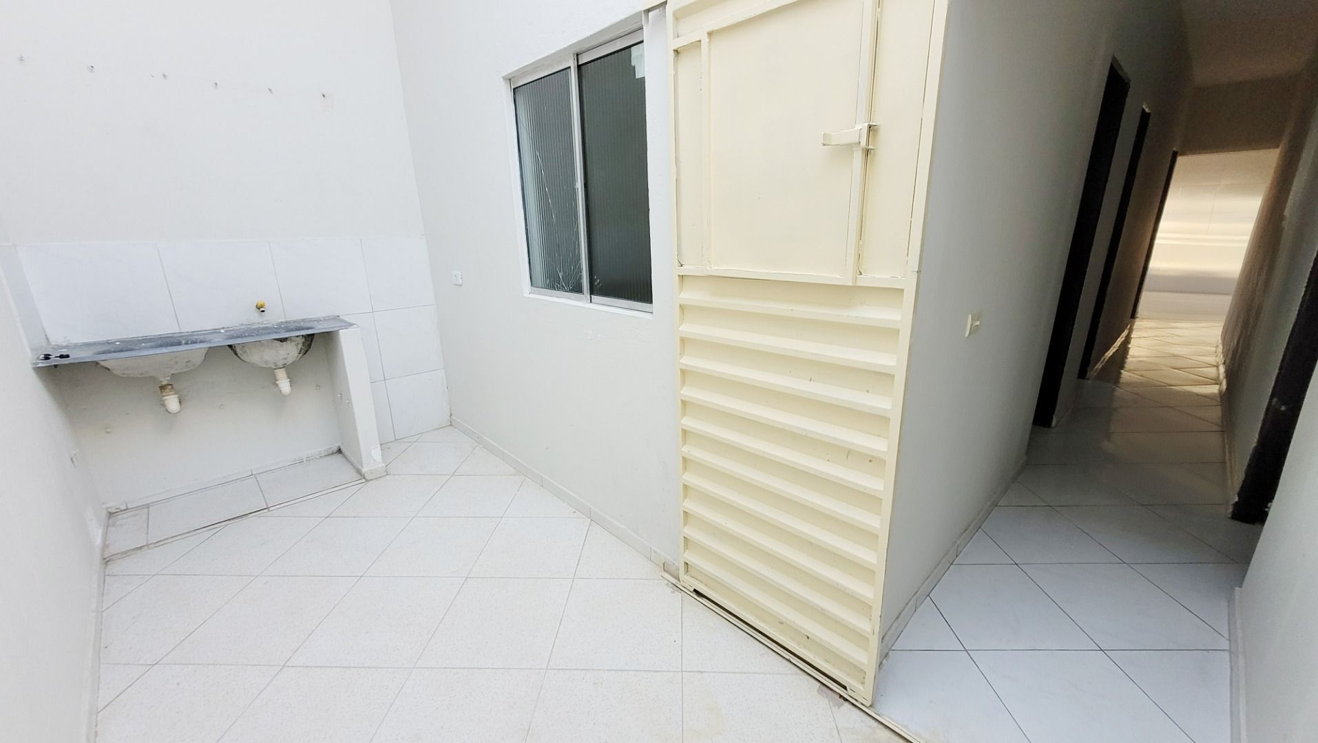 Casa para alugar com 4 quartos, 201m² - Foto 14