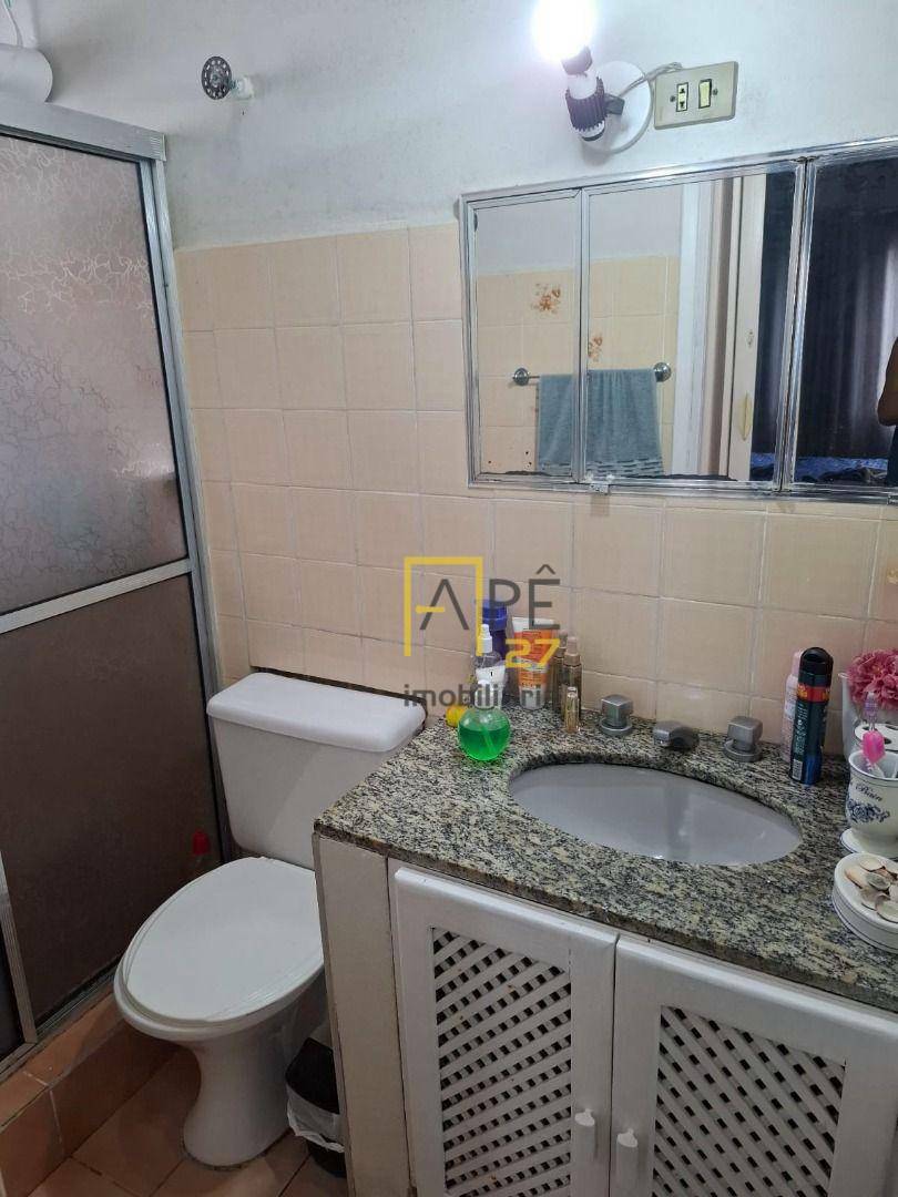 Casa à venda com 3 quartos, 200m² - Foto 16