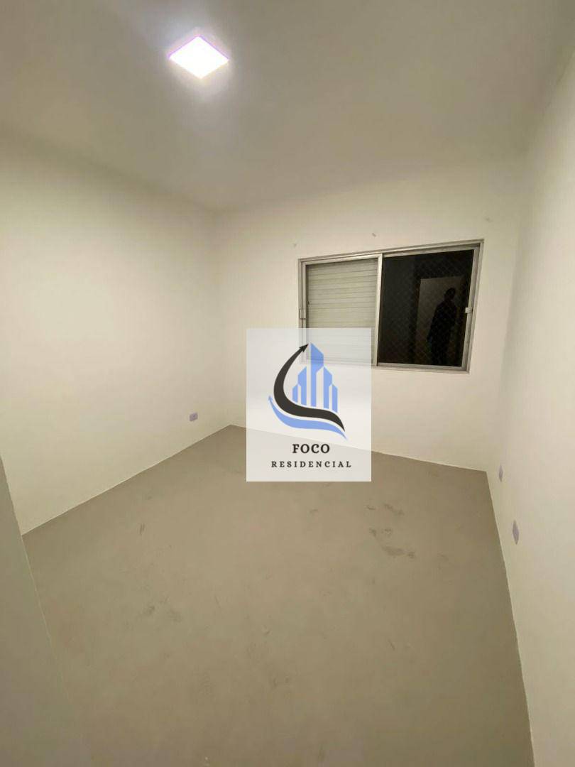 Apartamento à venda com 3 quartos, 111m² - Foto 8