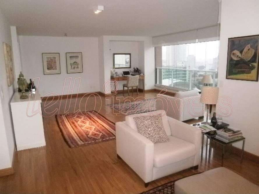 Apartamento para alugar com 2 quartos, 150m² - Foto 2