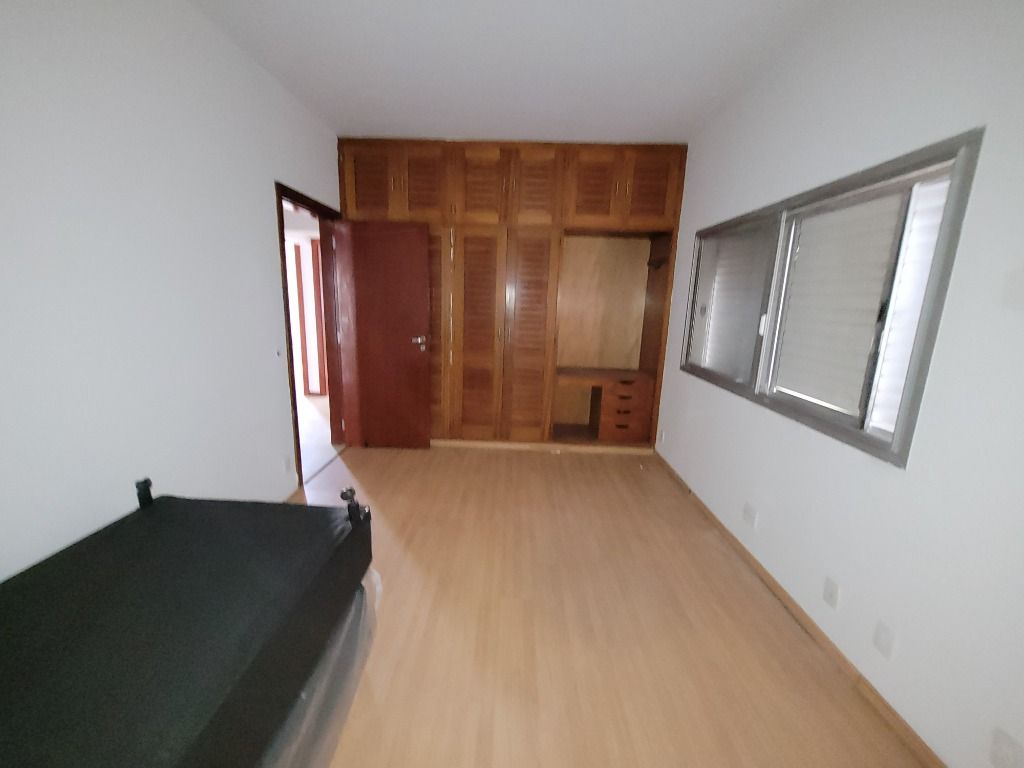 Apartamento à venda com 4 quartos, 160m² - Foto 12