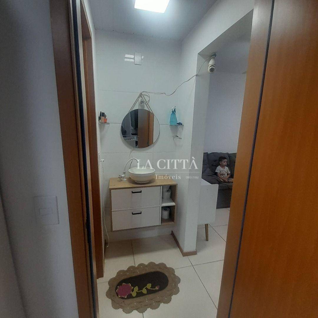 Apartamento à venda com 2 quartos, 49m² - Foto 15