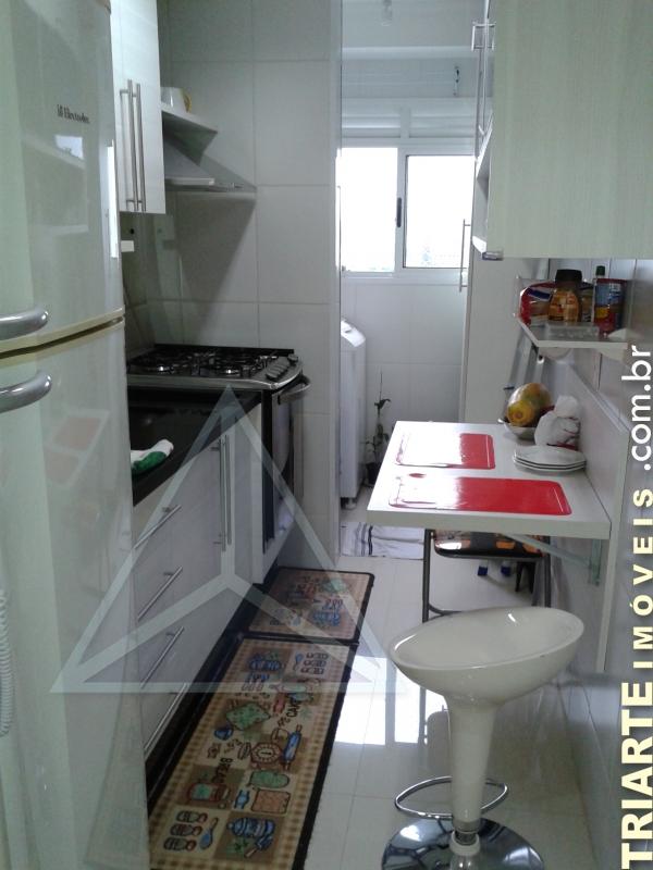 Apartamento à venda com 3 quartos, 63m² - Foto 4