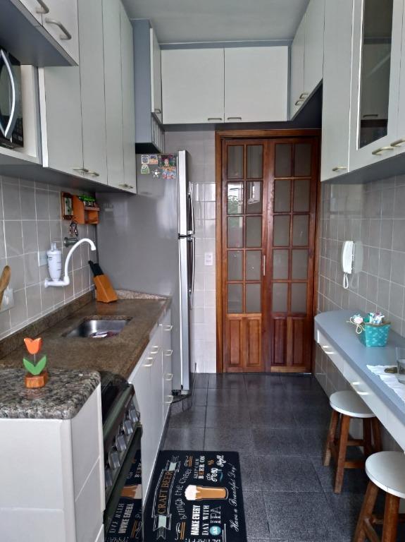 Apartamento à venda com 2 quartos, 60m² - Foto 4