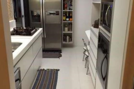 Apartamento à venda com 3 quartos, 132m² - Foto 19