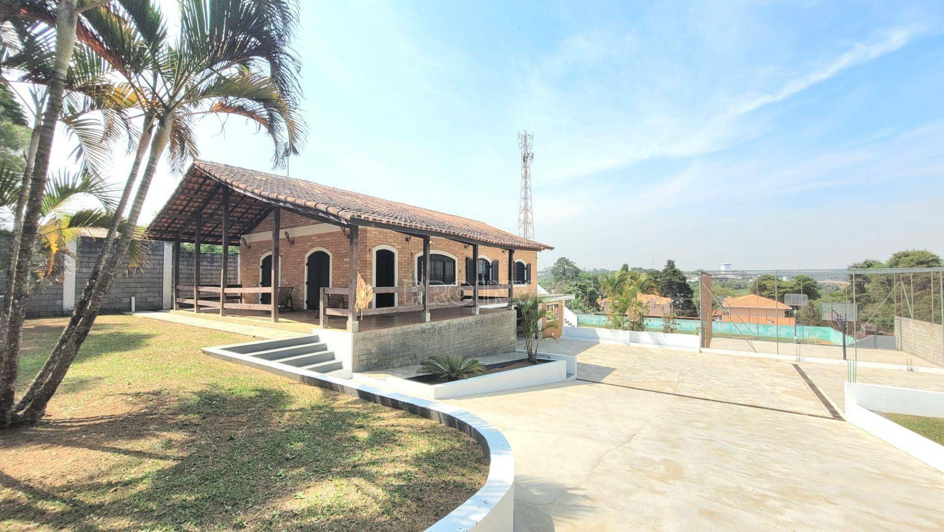 Casa de Condomínio à venda e aluguel com 3 quartos, 340m² - Foto 1