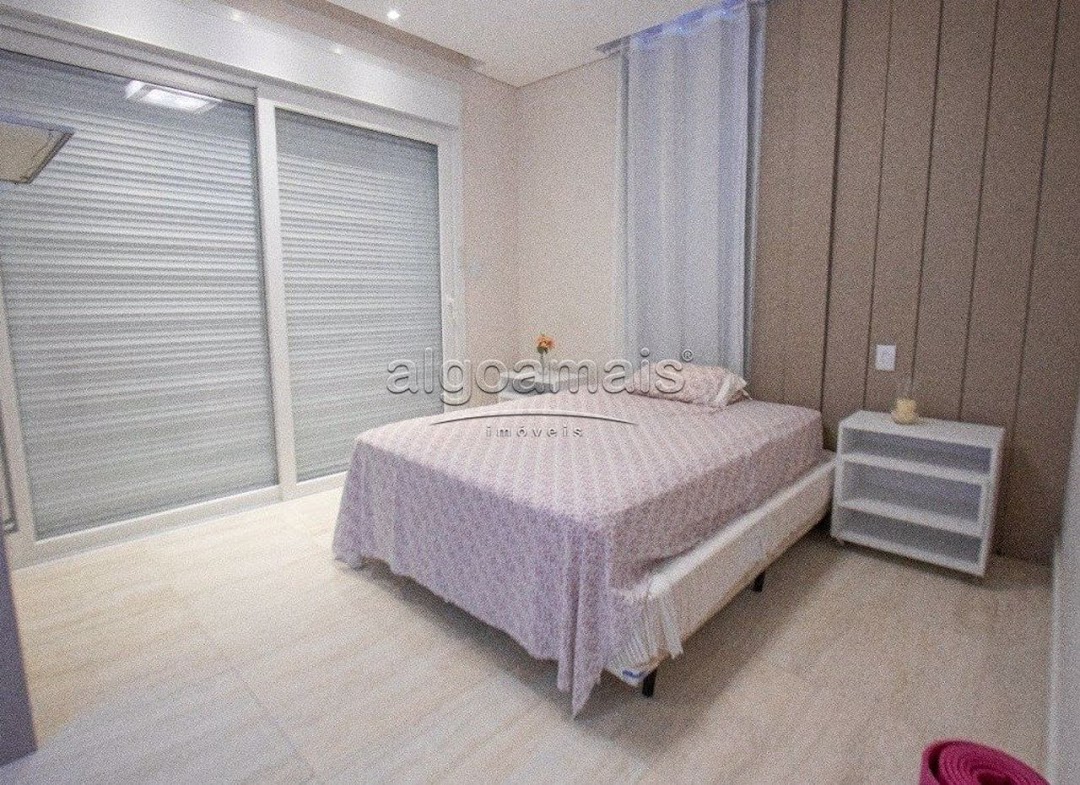 Casa de Condomínio à venda com 4 quartos, 380m² - Foto 17