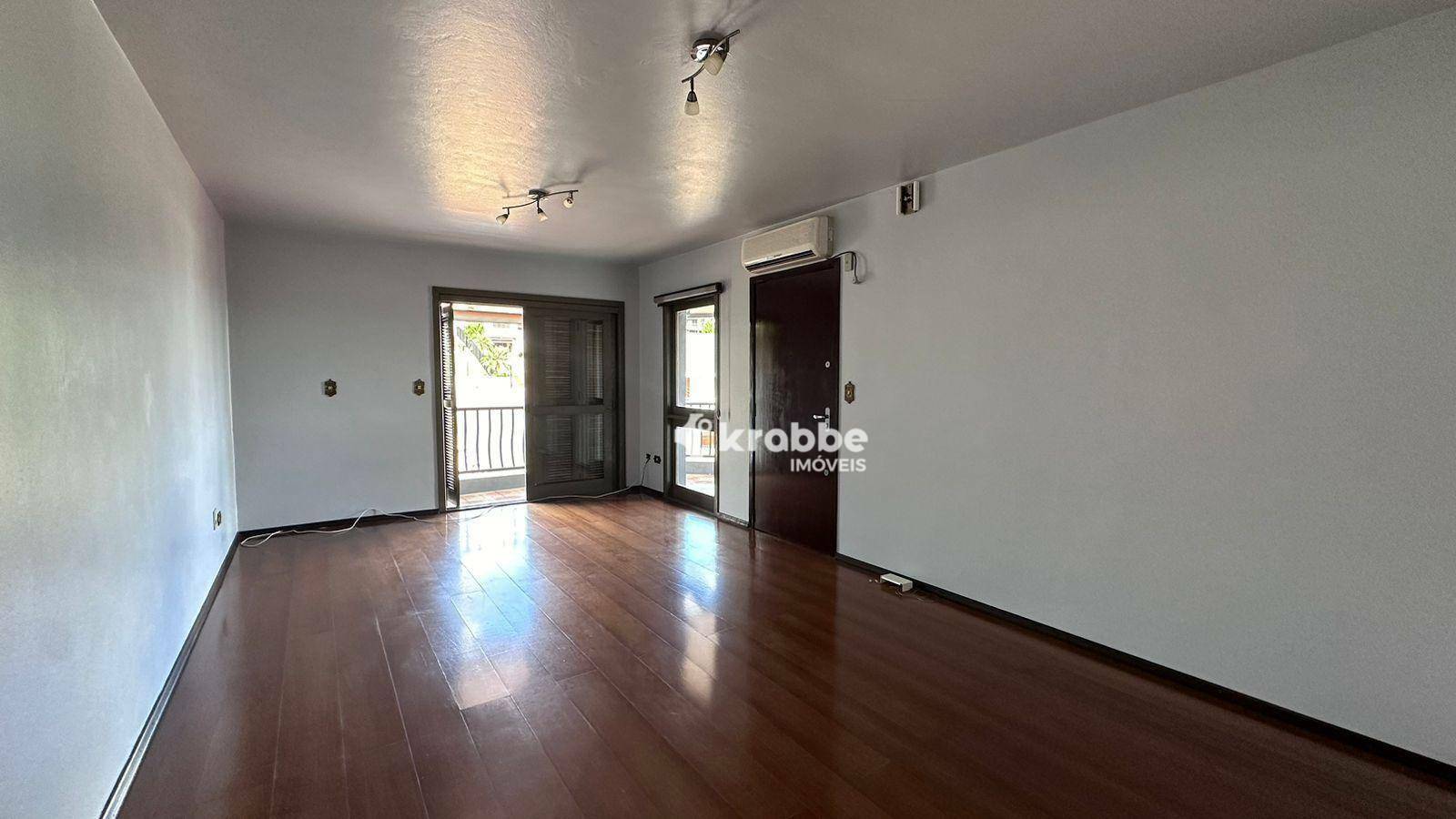 Apartamento para alugar com 3 quartos, 115m² - Foto 5