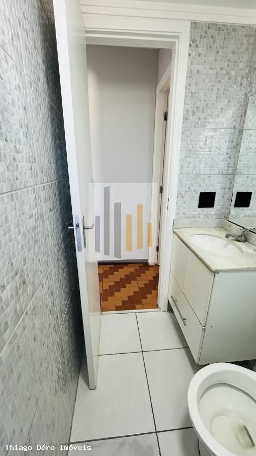 Apartamento para alugar com 2 quartos, 50m² - Foto 8