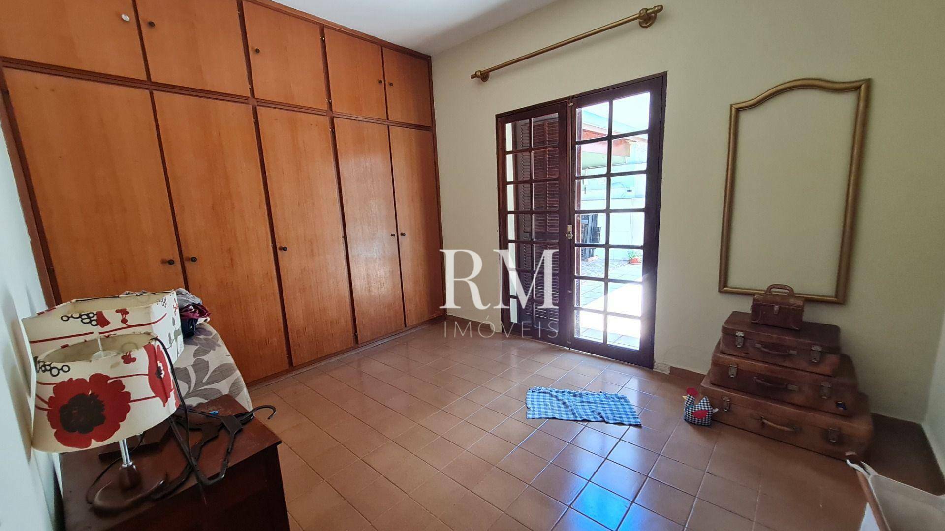 Casa à venda com 4 quartos, 220m² - Foto 10