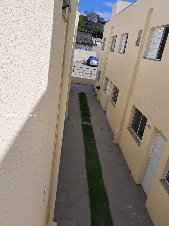 Casa de Condomínio para alugar com 2 quartos, 53m² - Foto 1