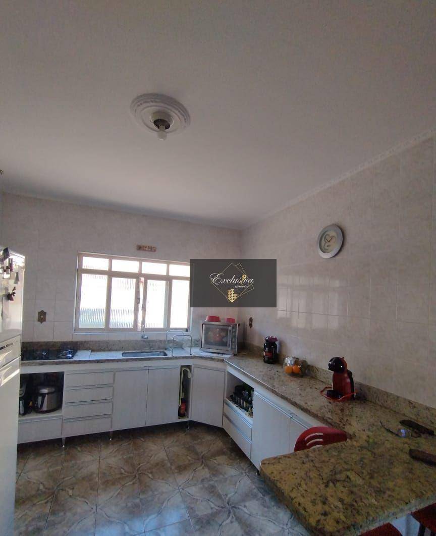 Apartamento à venda com 3 quartos, 146m² - Foto 1