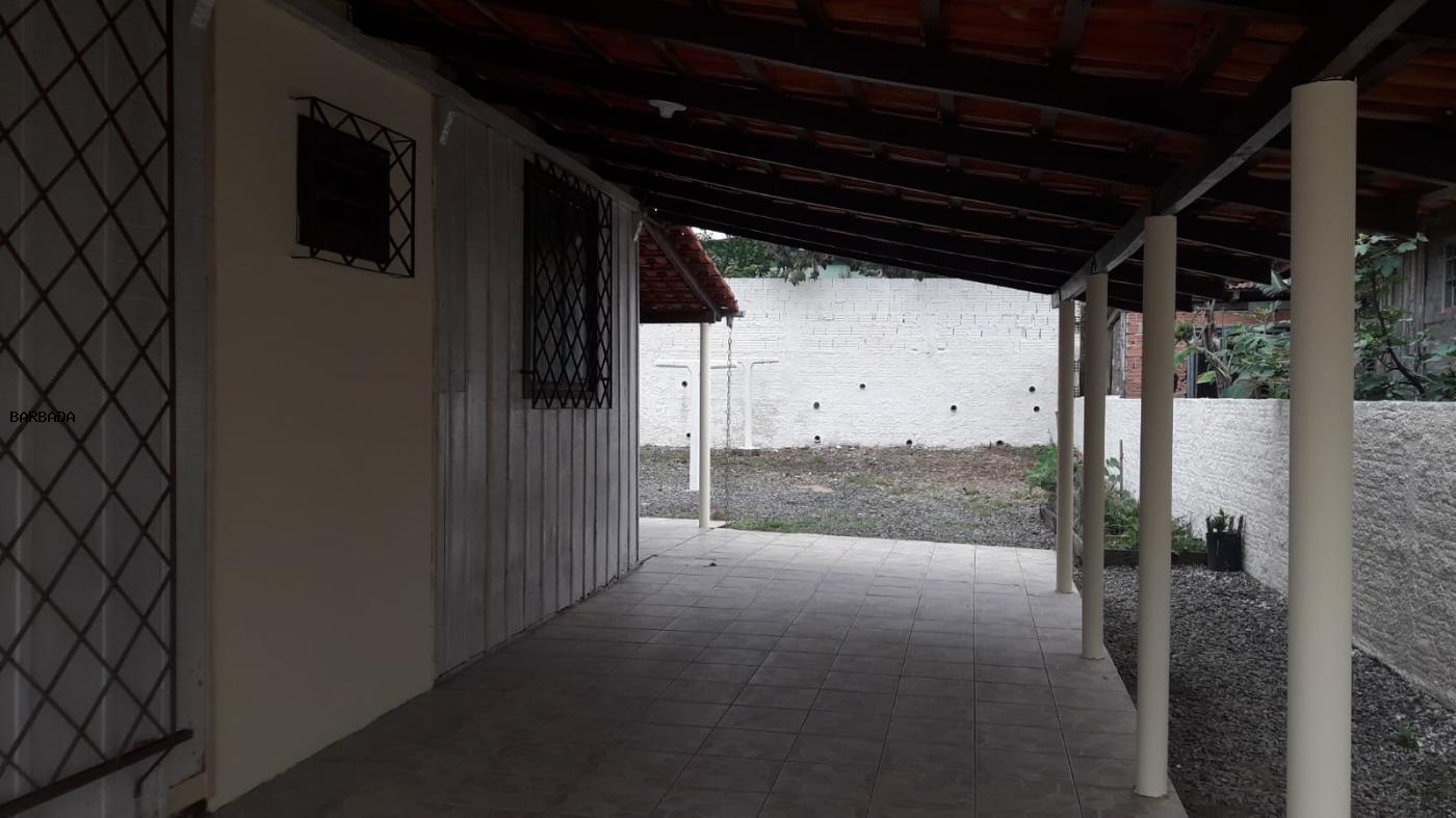 Casa à venda com 2 quartos, 100m² - Foto 3