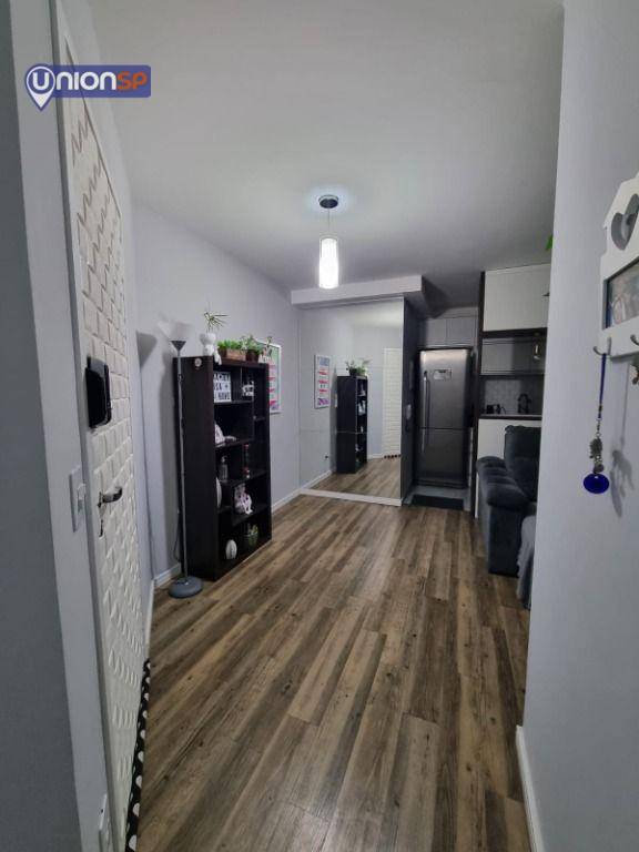 Apartamento à venda com 2 quartos, 50m² - Foto 2