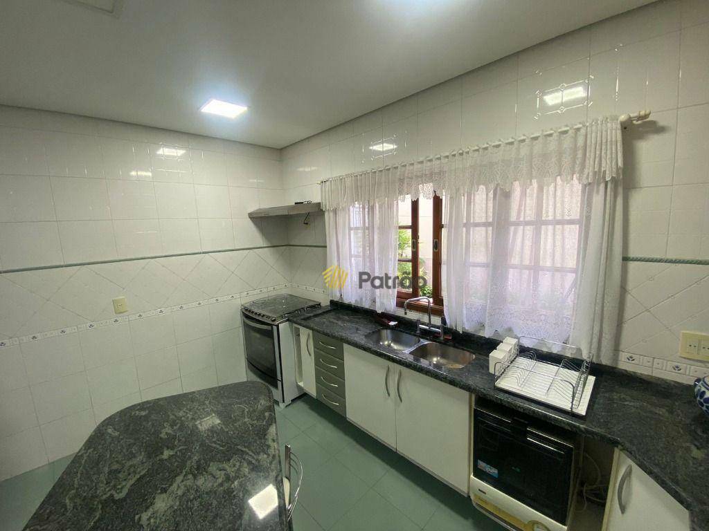 Casa de Condomínio à venda com 4 quartos, 410m² - Foto 36