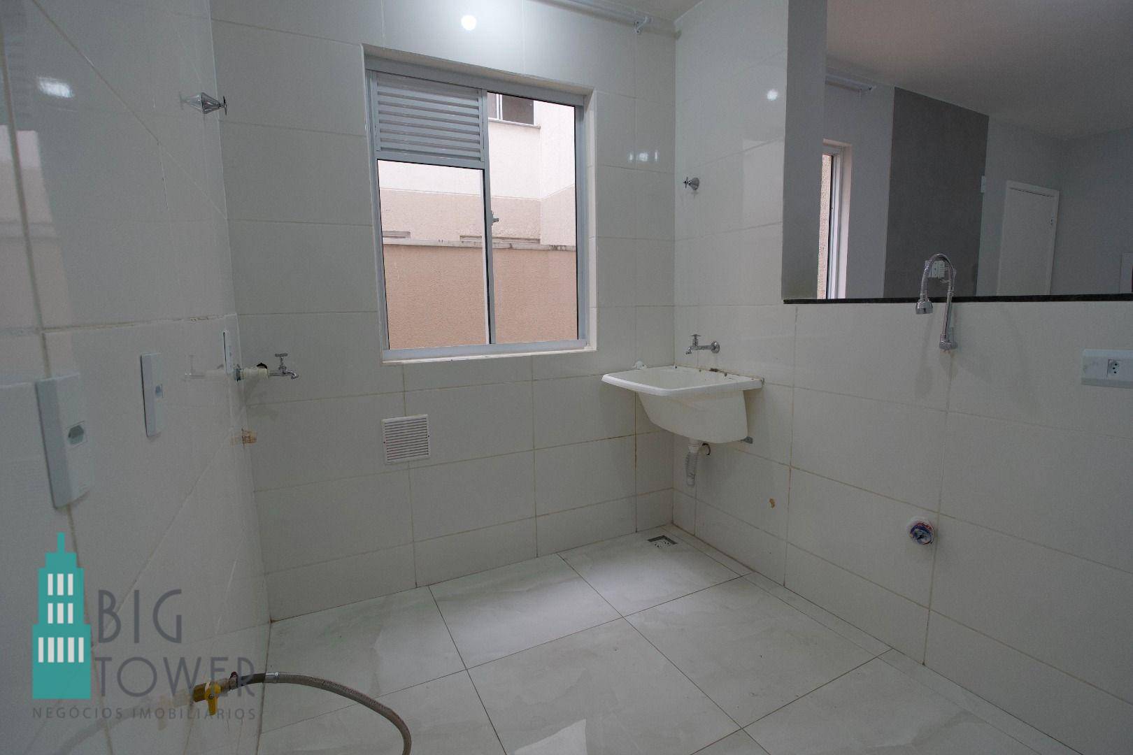 Apartamento para alugar com 2 quartos, 40m² - Foto 12