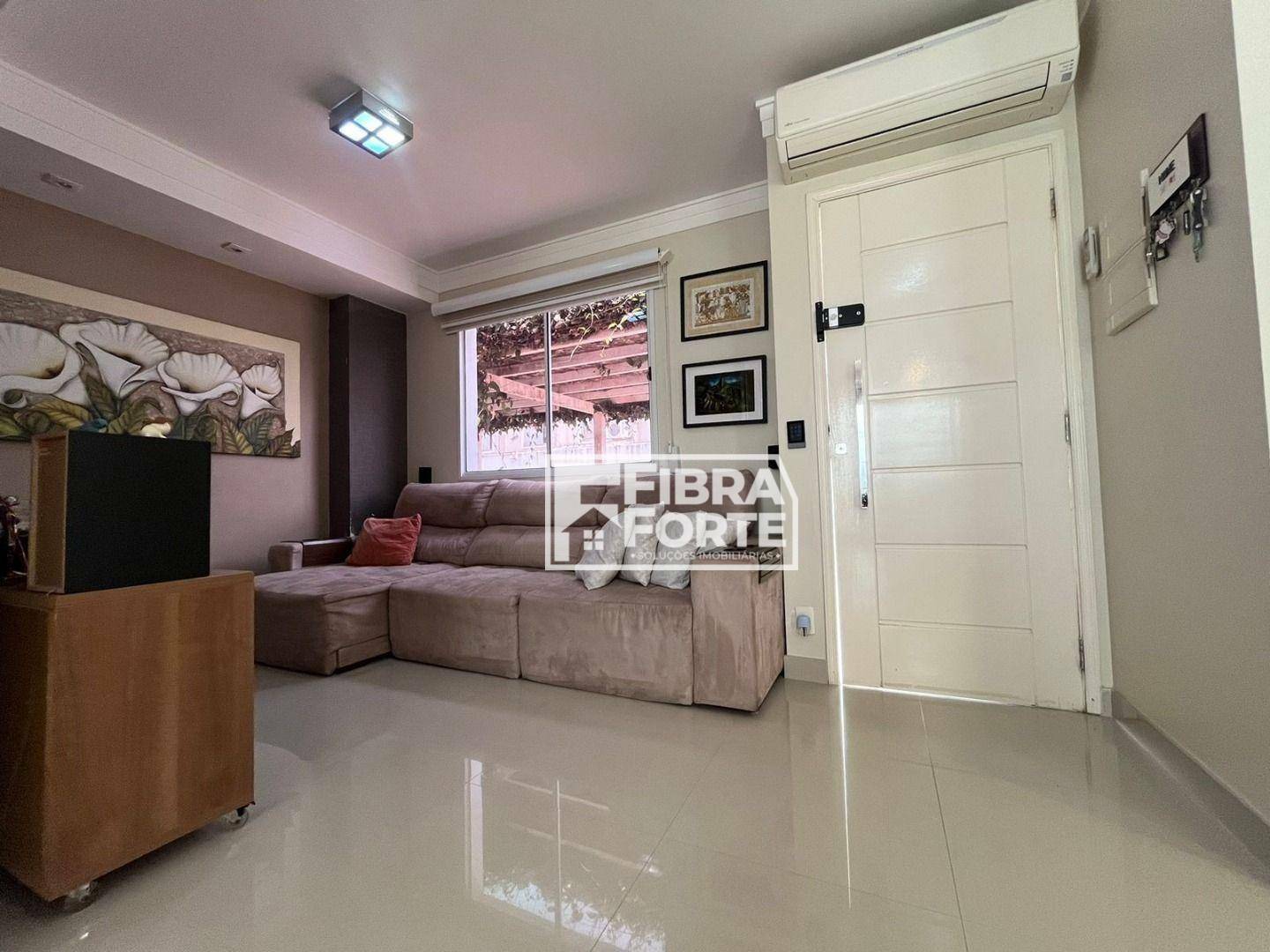 Casa de Condomínio para alugar com 3 quartos, 78m² - Foto 4