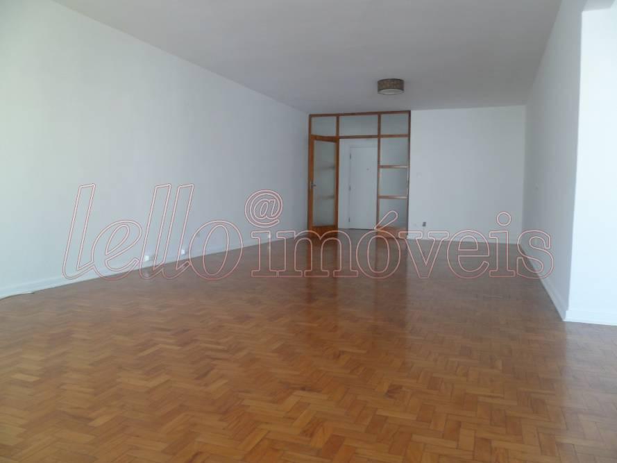 Apartamento para alugar com 3 quartos, 240m² - Foto 1