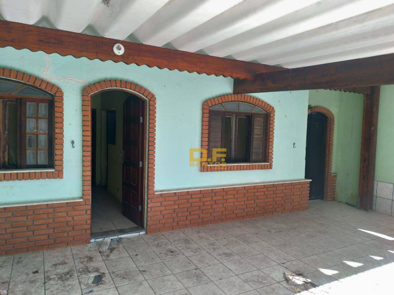 Casa à venda com 2 quartos, 1m² - Foto 1