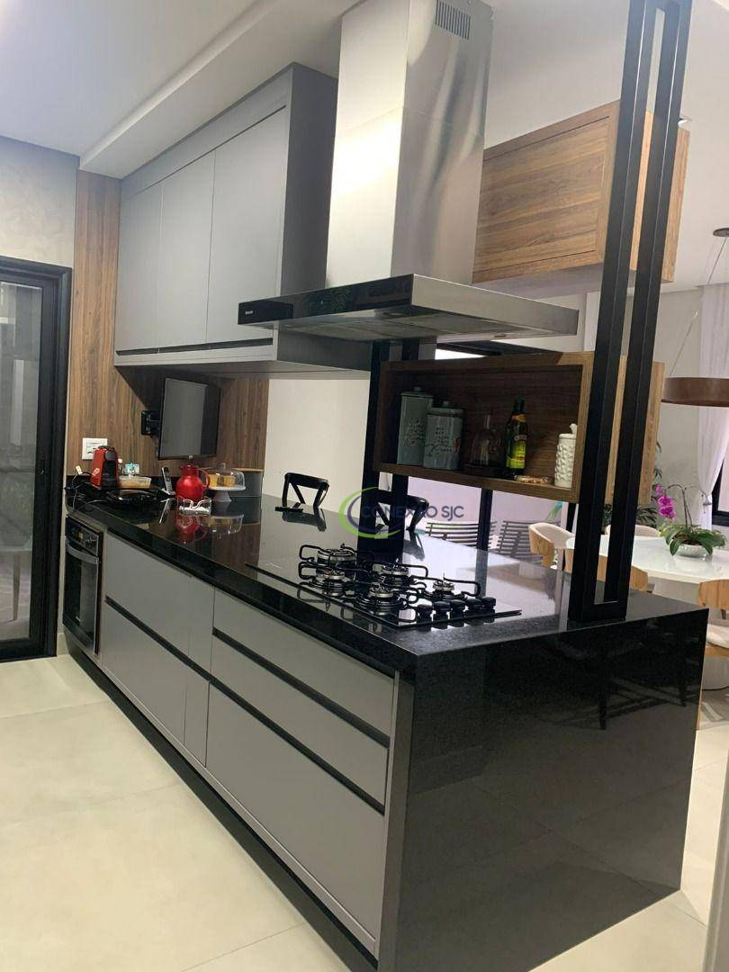 Casa de Condomínio à venda com 4 quartos, 260m² - Foto 17