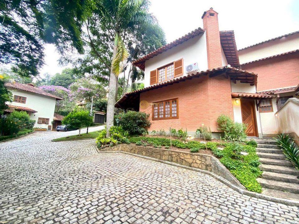 Casa de Condomínio à venda com 4 quartos, 160m² - Foto 3