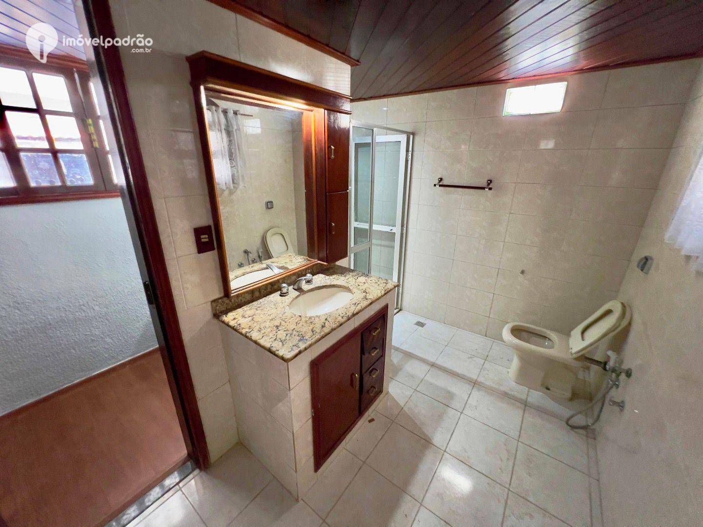 Casa de Condomínio à venda e aluguel com 3 quartos, 180m² - Foto 23