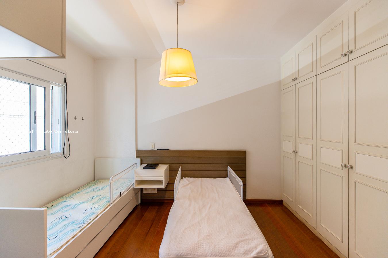 Apartamento à venda com 4 quartos, 360m² - Foto 17