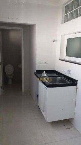 Apartamento à venda com 3 quartos, 160m² - Foto 15