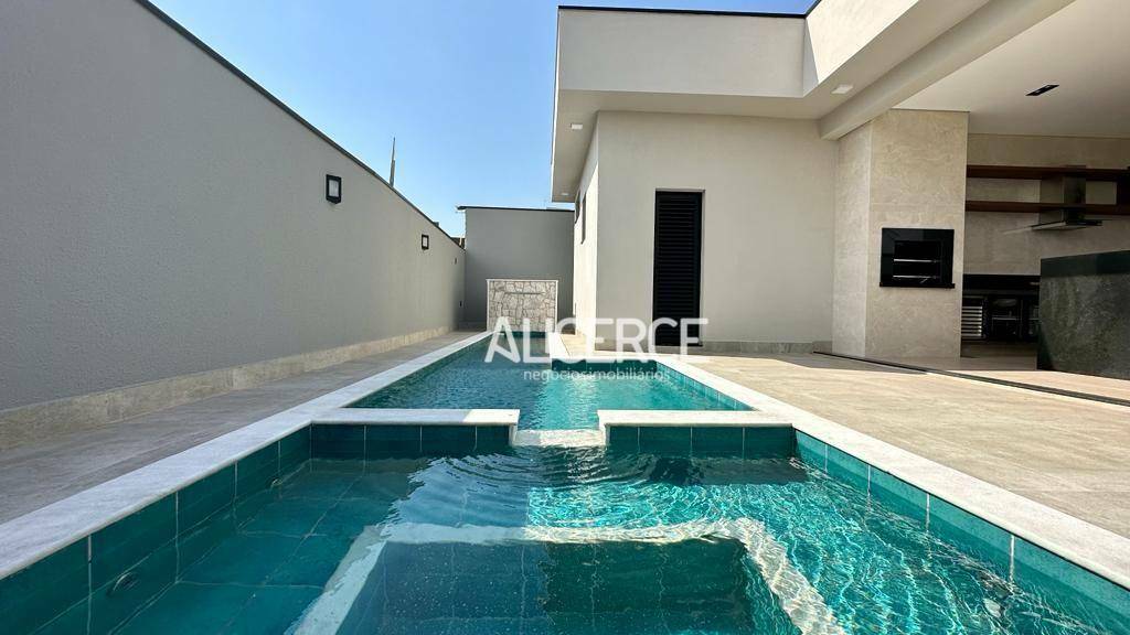 Casa de Condomínio à venda com 3 quartos, 223m² - Foto 3