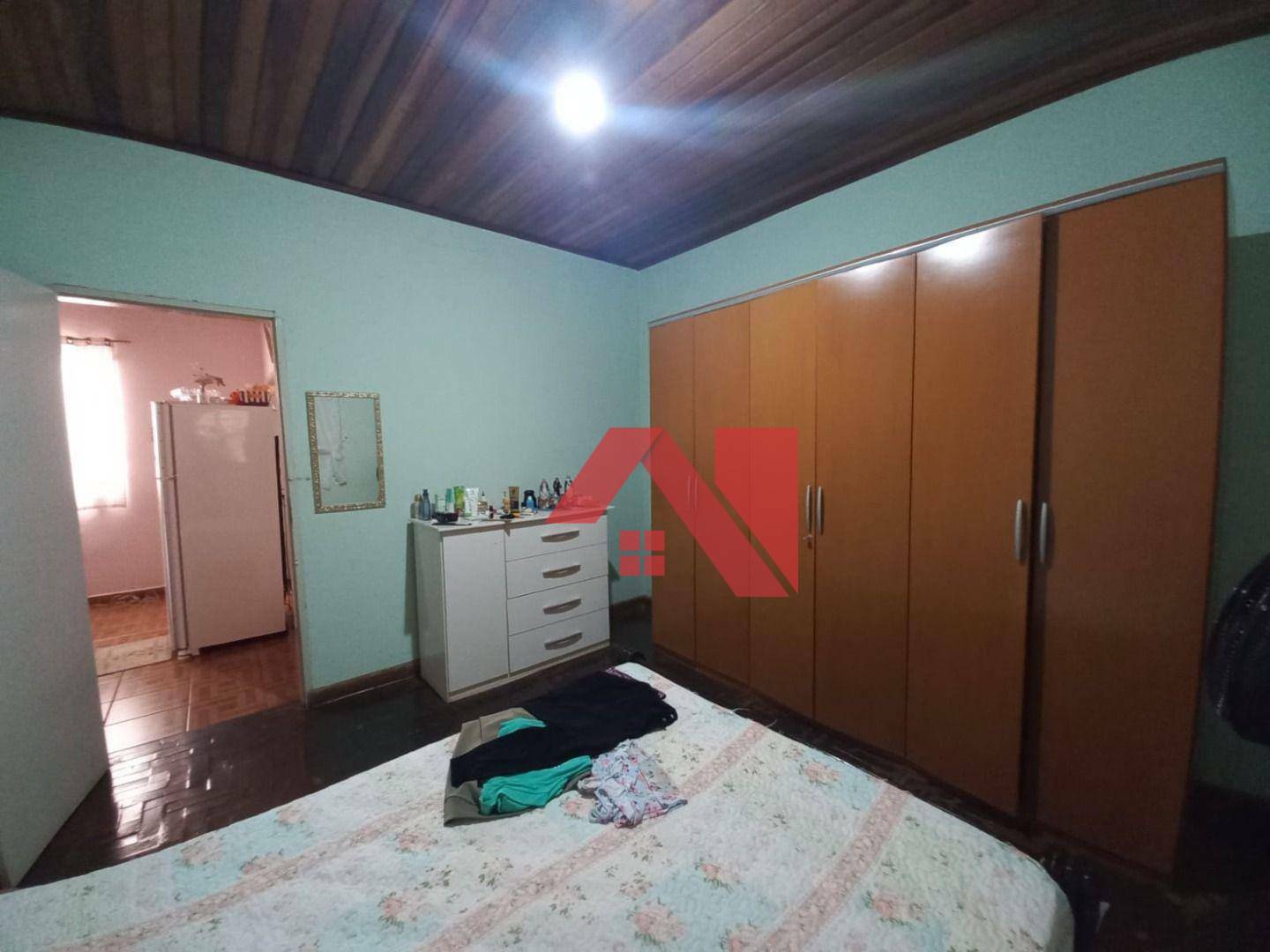 Casa à venda com 3 quartos, 300m² - Foto 12