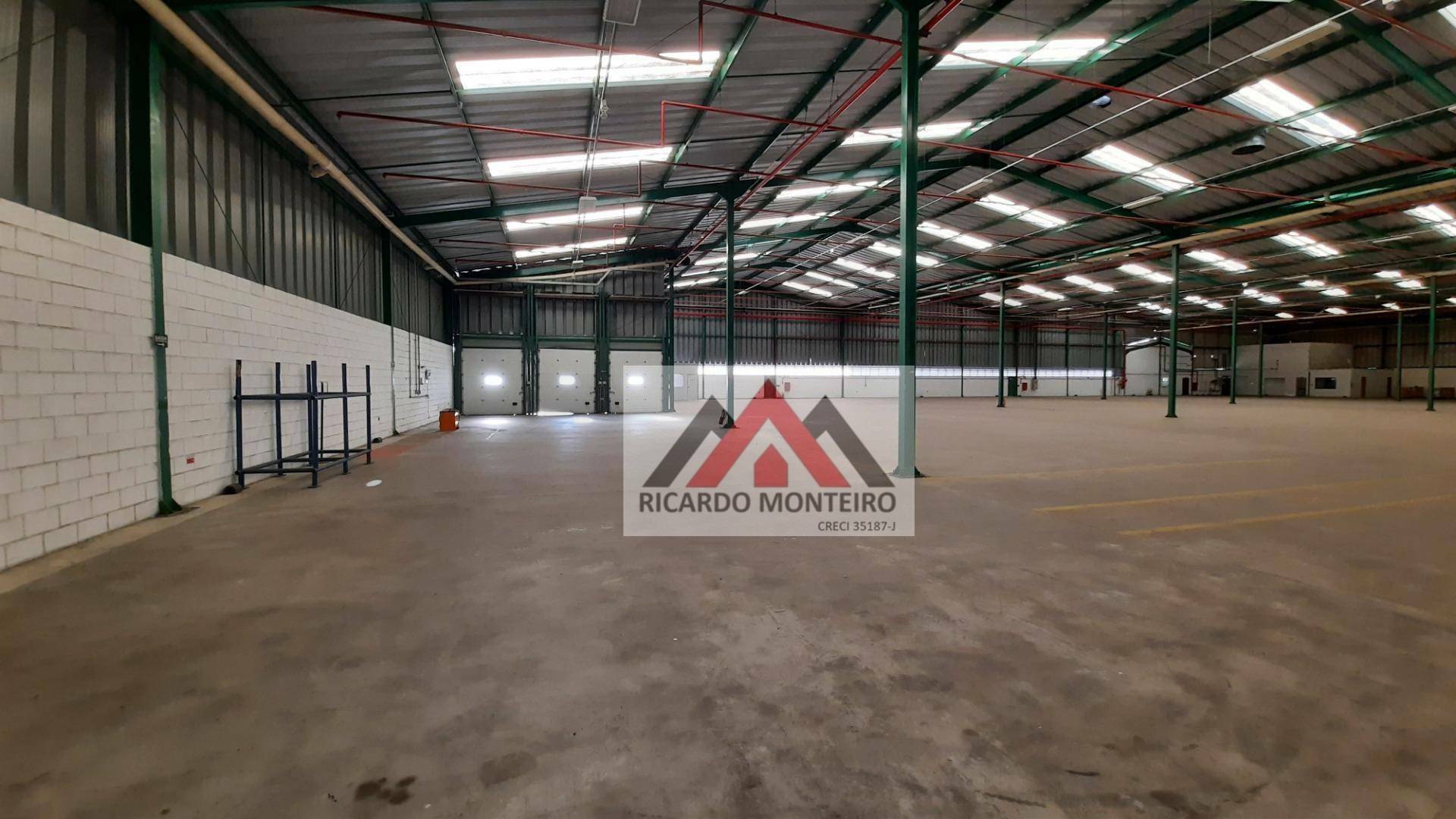 Depósito-Galpão-Armazém à venda e aluguel, 7580m² - Foto 6