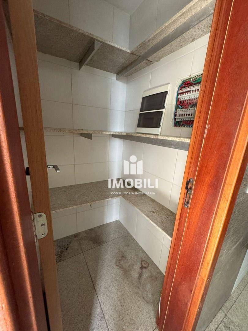 Apartamento à venda com 4 quartos, 312m² - Foto 19