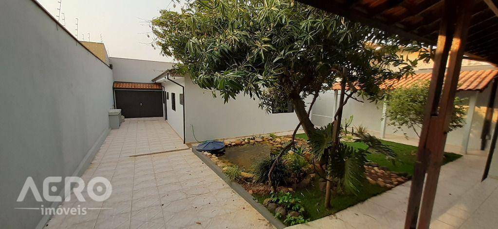 Casa à venda com 3 quartos, 200m² - Foto 27