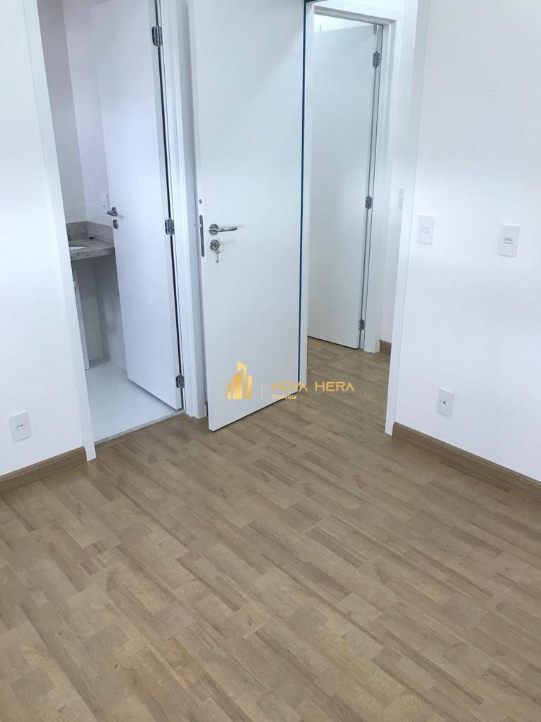 Apartamento para alugar com 2 quartos, 60m² - Foto 4