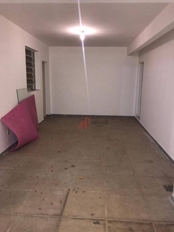 Casa para alugar com 4 quartos, 608m² - Foto 32