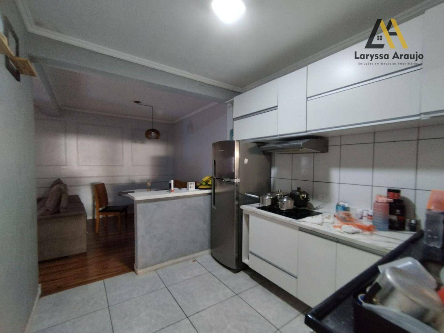 Casa à venda com 4 quartos, 310m² - Foto 9