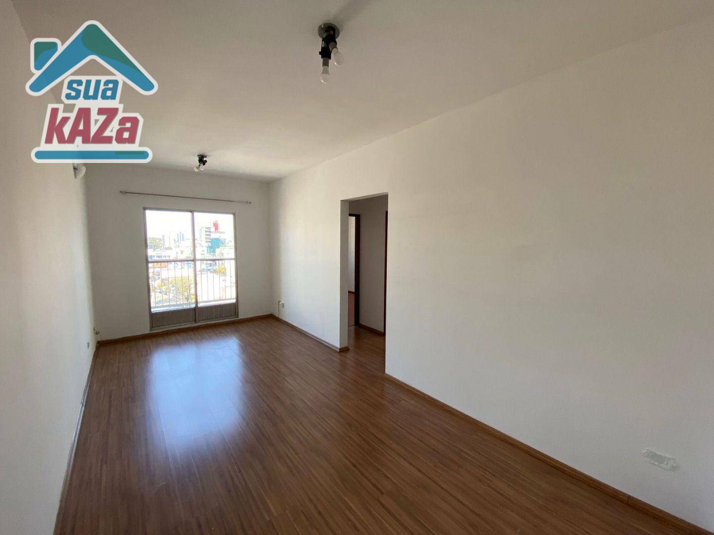 Apartamento à venda com 2 quartos, 70m² - Foto 1